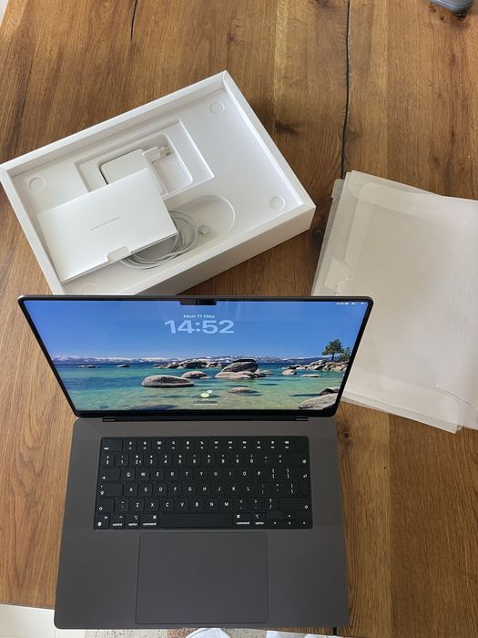 MacBook Pro 16" M3 Pro | 36GB RAM | 1TB SSD | Teclado Inglês (US) | Bateria 100%