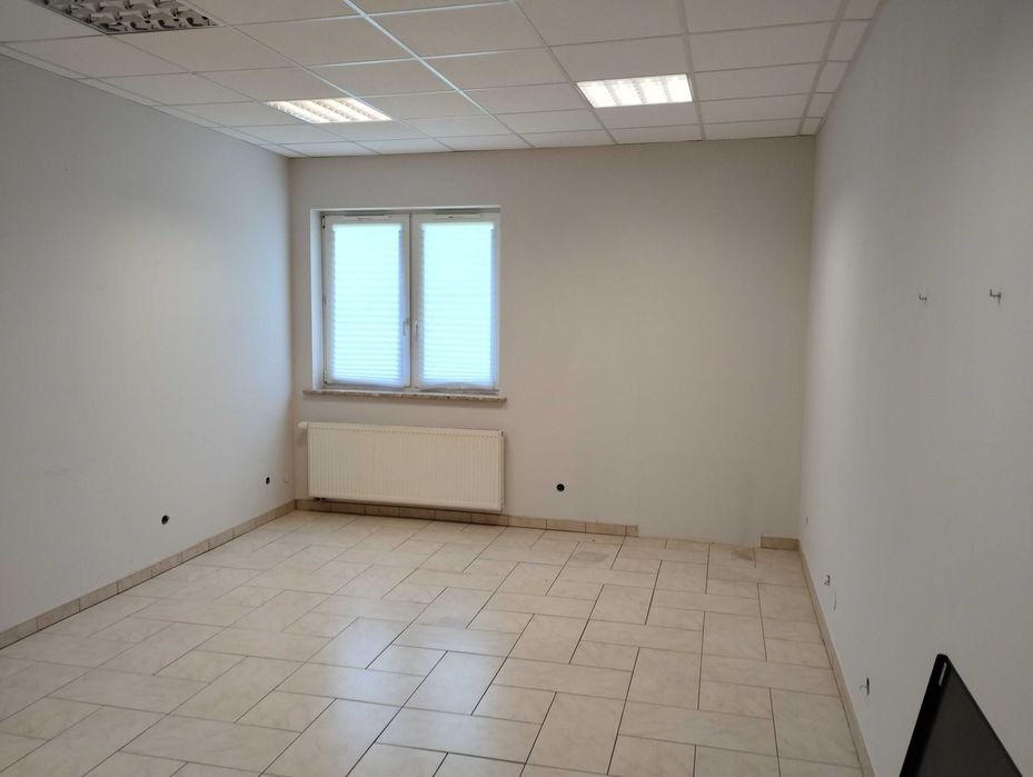 Lokal 24 m2 do wynajęcia ścisłe centrum piętro