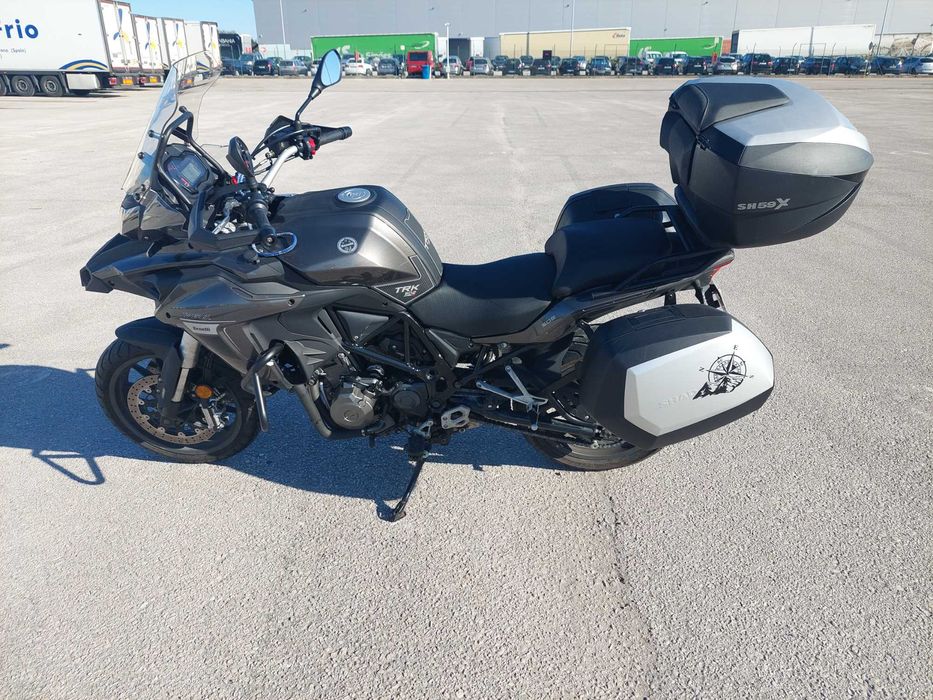 Benelli TRK 502  com poucos Kms