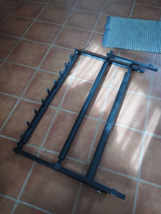 Suporte para 9 guitarras em ótimo estado