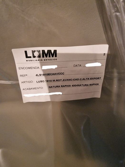 Cadeira ergonomica de escritório nova