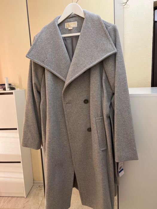 Пальто Michael Kors цього сезону шерстяне. Оригінал. XL. З біркою.