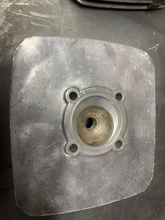 Поршнева  минск головка циліндр