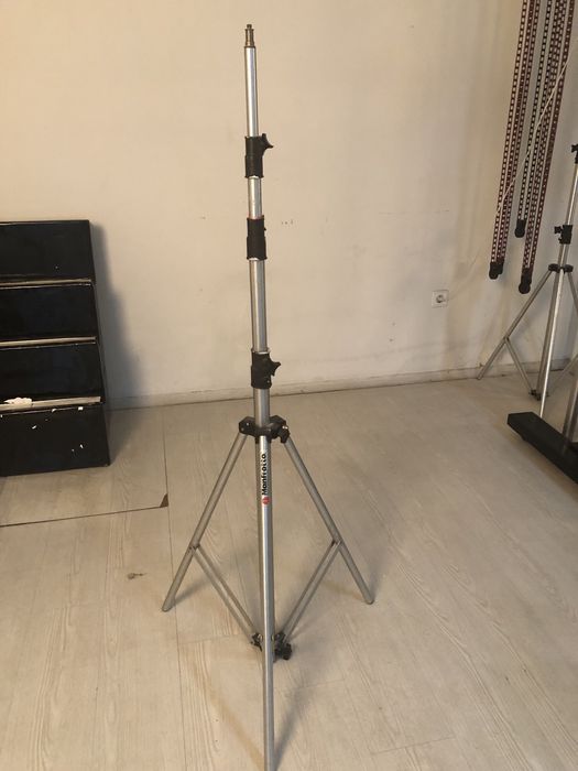 Tripé profissional manfrotto