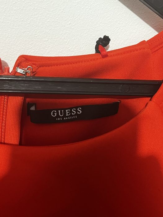 Vestido guess “los angeles” mulher