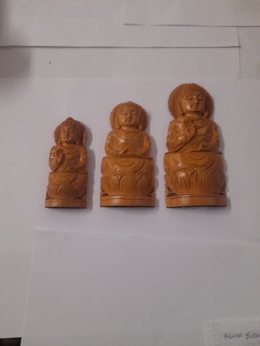 3 figuras de buda Abdaya