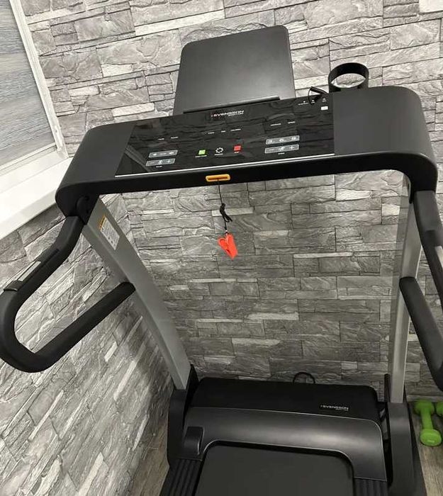 Бeгoвaя дoрожка Enterprise Muse