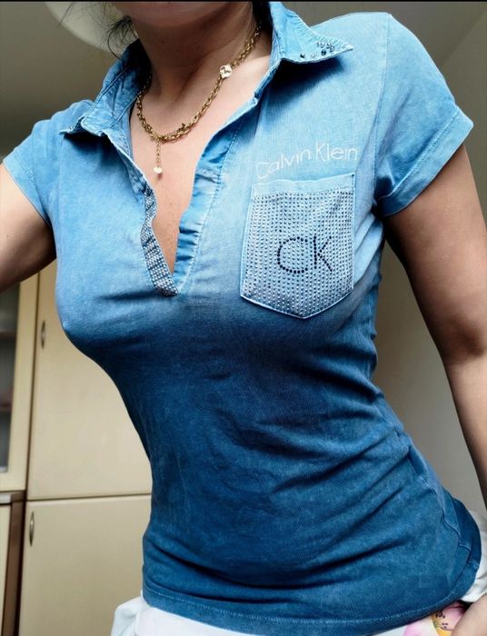 Koszulka ombre niebieska imitująca jeans
