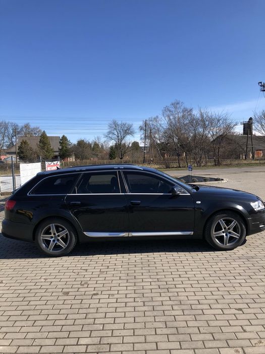 AUDI A6 ALLROUD чорного кольору комфортна в їзді в ідеальному стані!!!
