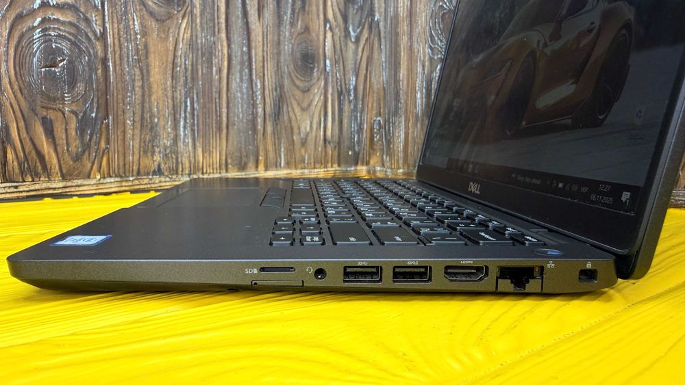 Компактний Офісний Ноутбук Dell Latitude 5400 /14.0" FHD IPS/ i5-8365u