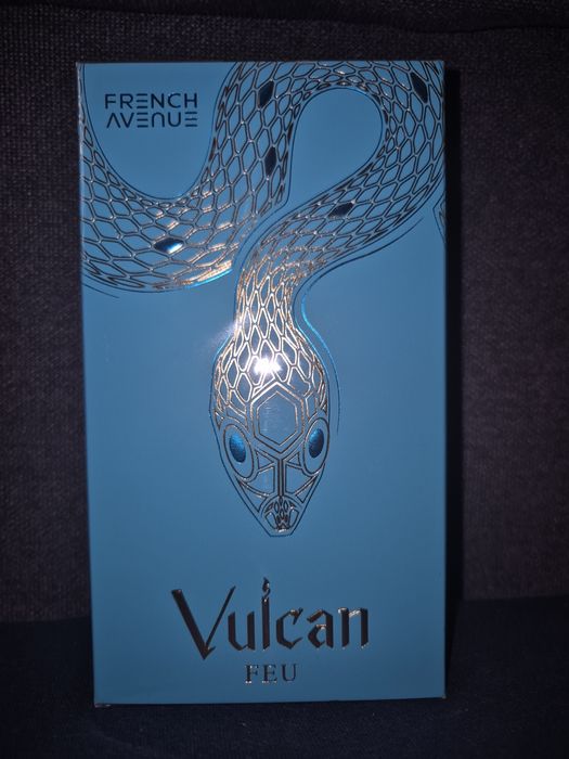 French Avenue Vulcan Feu Folia