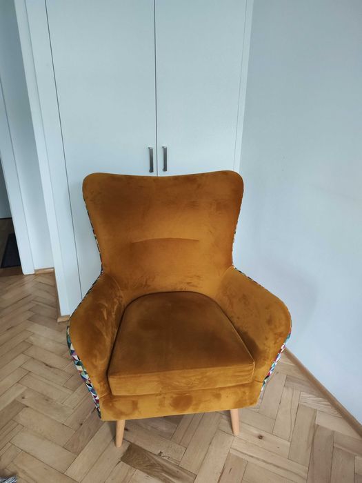 Simax Skandynawski Fotel Uszak Carmo Retro - kolor Musztardowy