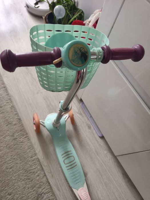 Hulajnoga z ELSA
