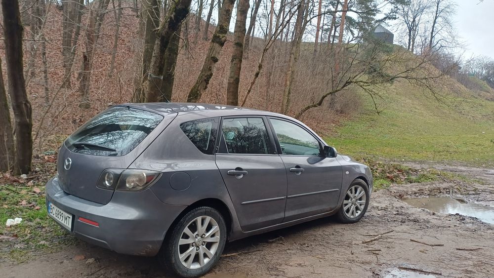 Mazda 3  2006 року