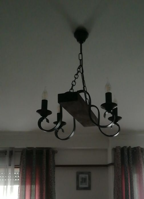 Candeeiro de sala com 2 apliques