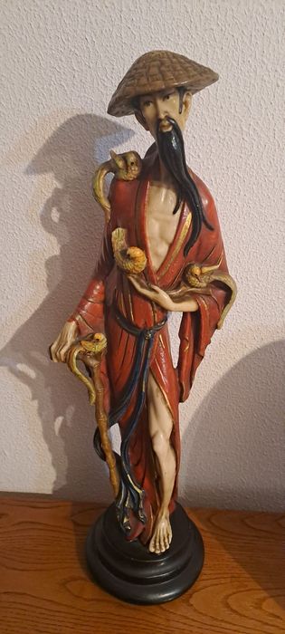 Peças em marfinite