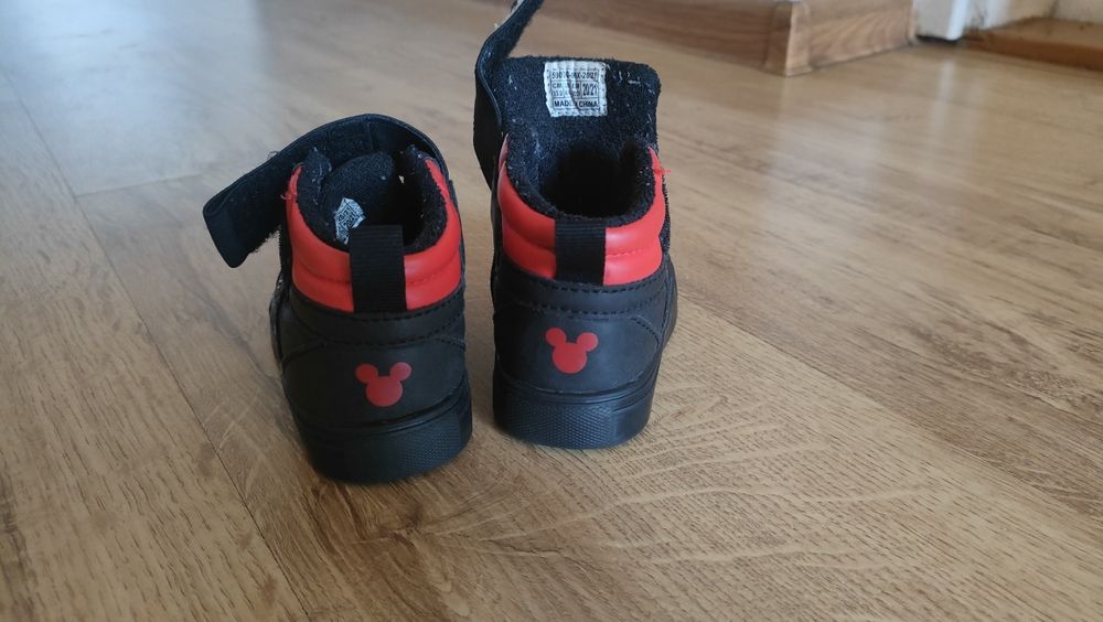 Zestaw komin czapka buty myszka miki