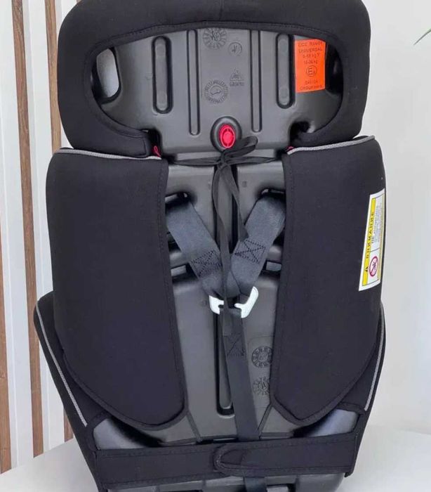 Дитяче автокрісло 9-36 кг універсальне з бустером joy
