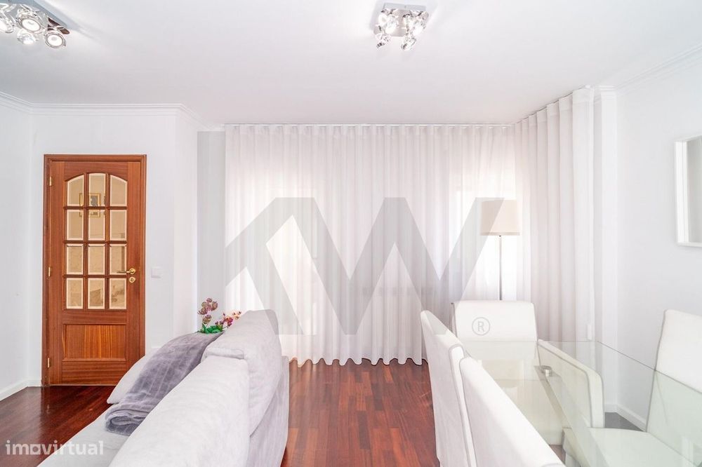 Apartamento T3 no Vale das Flores
