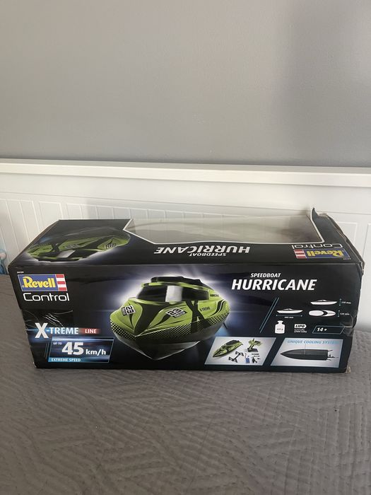 Revell Control Speedboat Hirricane