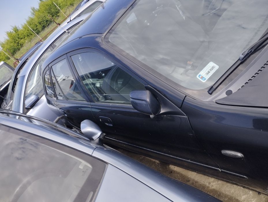 Mazda 323f lift zderzak przód tył klapa tylna maska czarne reflektor lampa