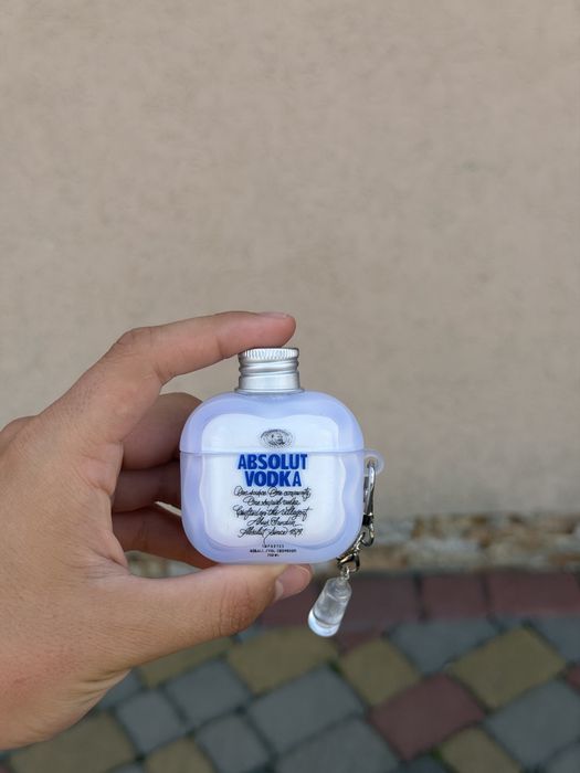 Чехол на AirPods 4, pro 2 з брендуванням Absolut Vodka та Jägermeister
