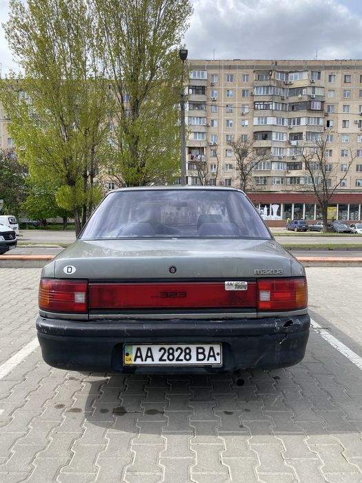 Мазда, 323, 1995