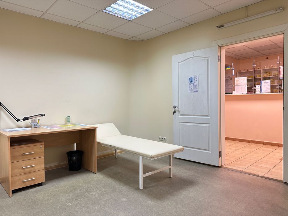 Оренда кабінету 17 м.кв., бульвар Кольцова, фасад. Без комісії!