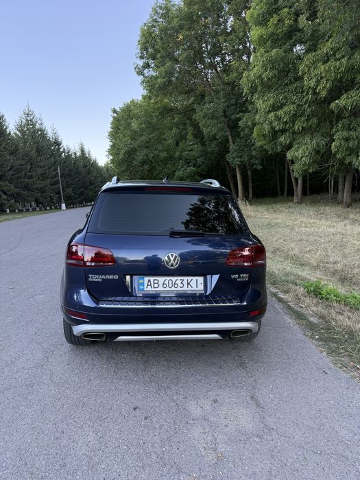Volkswagen Touareg 2013 року