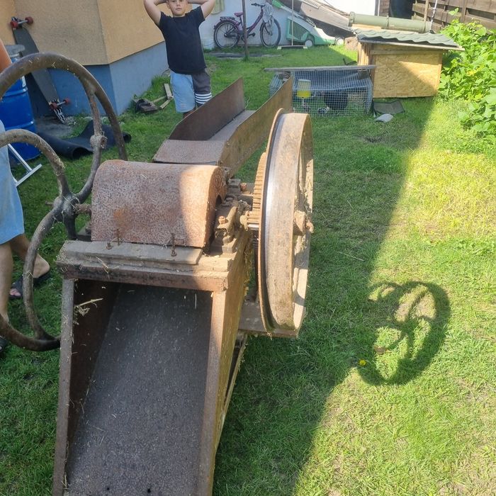 Продам січкарню.