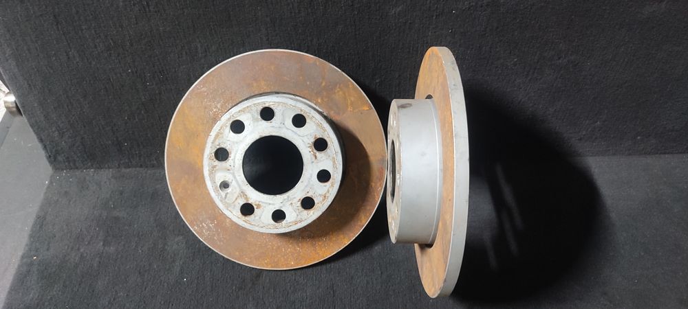 Диски гальмівні задні Гольф 5 Гольф 6 Шкода Октавіа А5 нові з Німеччин