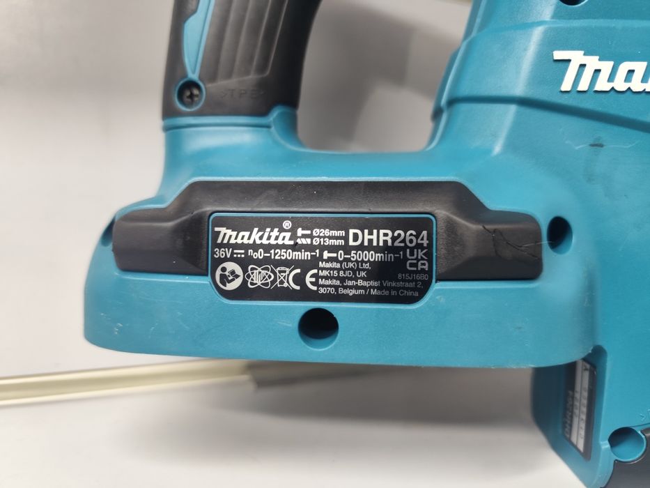 Makita DHR 264 акумуляторний потужний перфоратор Макіта оригінал