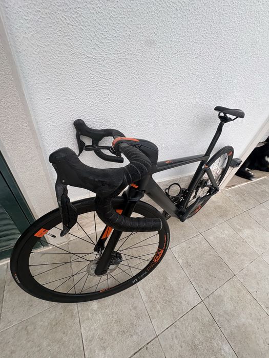 KTM Lisse Revelator T 49
