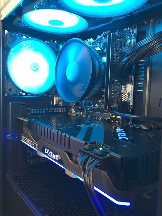 Игровой ПК Ryzen 5 2600/32Gb/1080Ti/SSD256+2Tб компьютер системник