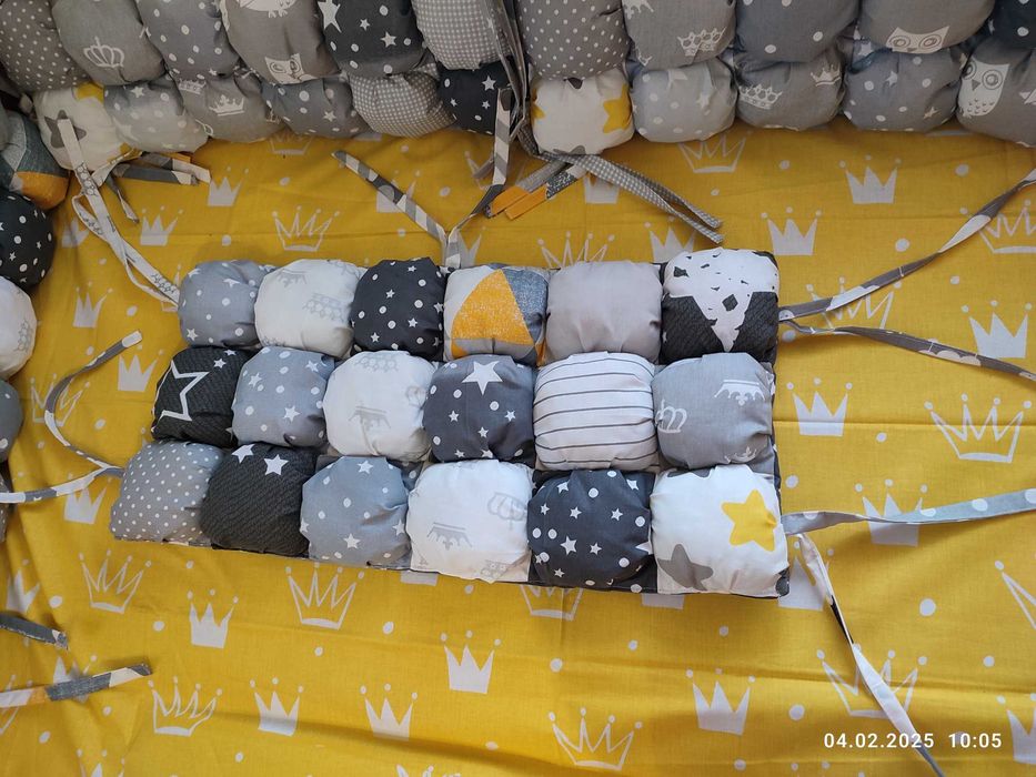 Бортики -помпони