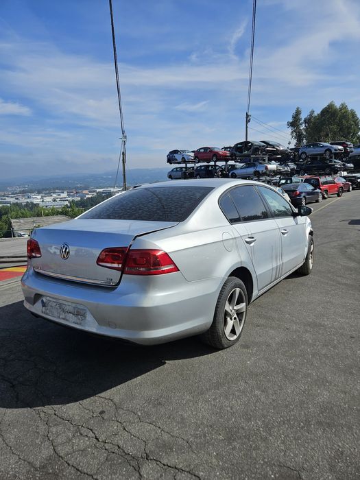 Volkswagen Passat B7 1.6 TDi de 2013 para peças
