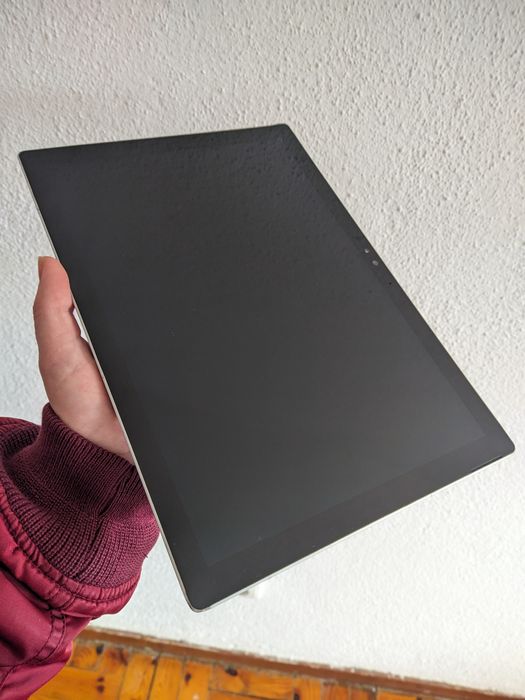 Microsoft Surface 4