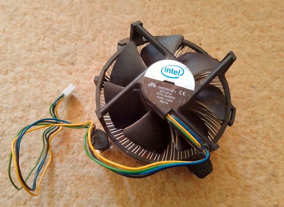 Кулер для процессора Intel