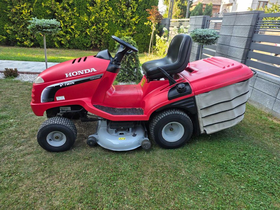 Traktorek kosiarka Honda 2417 kosz hydro