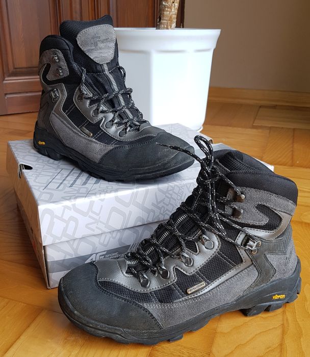 Buty górskie 4f vibram rozmiar 43 28,7cm