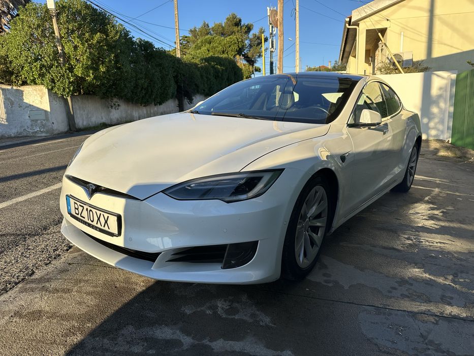 Tesla Model S75D