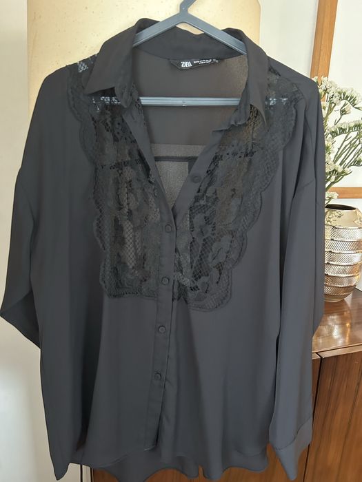 Camisa preta con tenda da Zara tamanho M