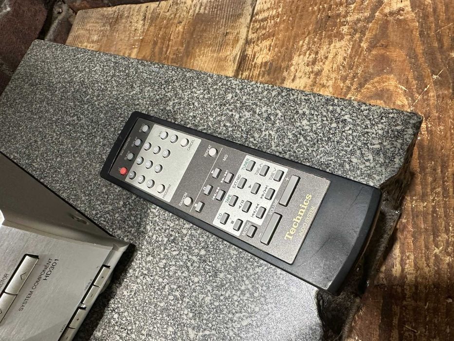 Mini wieża Technics SE-HD 301