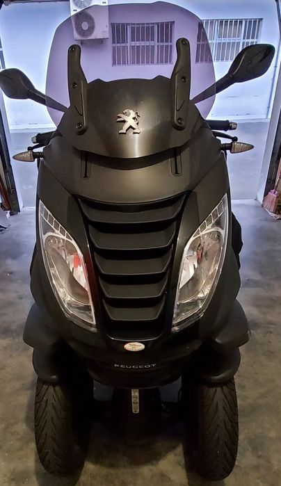 Peugeot Metropolis Black Edition