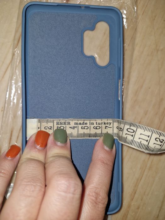 Продам нрві чохли для телефону