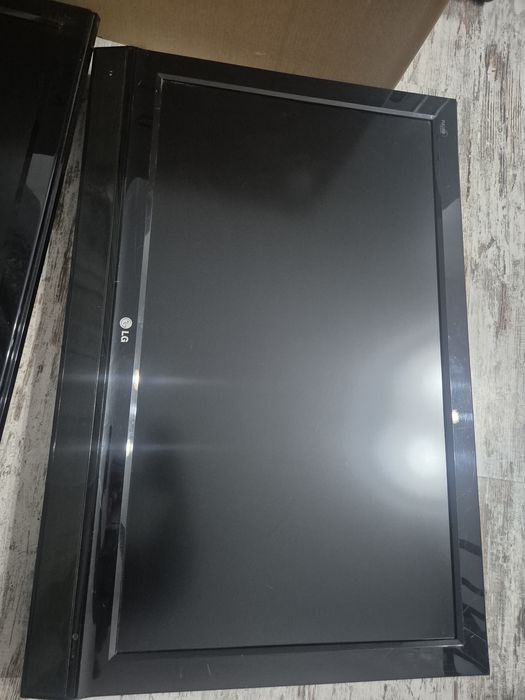Telewizor LG 37 cali