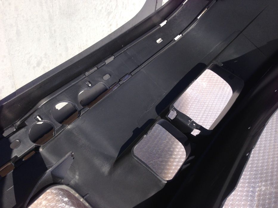 Передний М бампер БМВ Е36. Новый, комплектный (молдинги, губа, сетка).