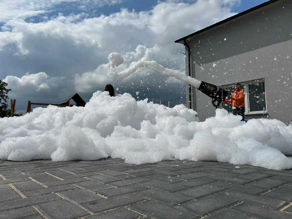 Wynajem zamków dmuchanych i PIANA PARTY