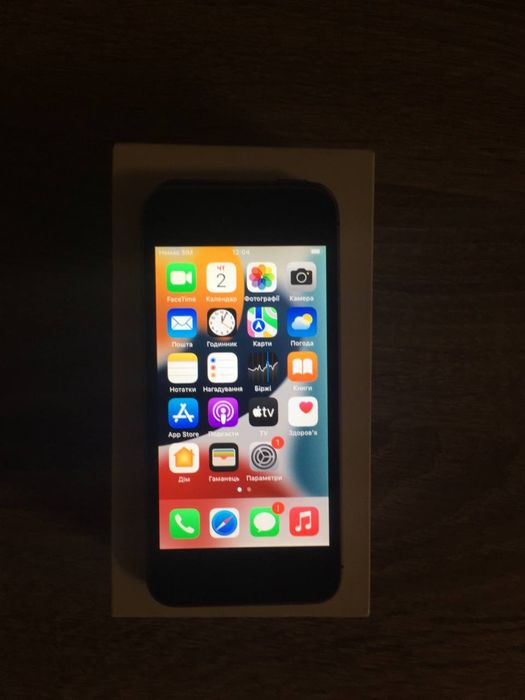 iPhone se 2016 нова батарея