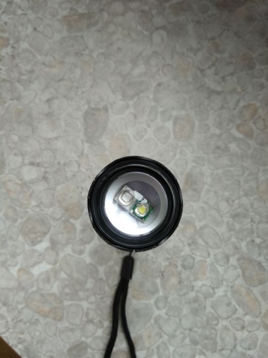 Фонарик 2в1 белый + УФ под 18650